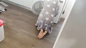 Fucking my friend's mother inner the washing machine in doggy style, cumshot in her ass